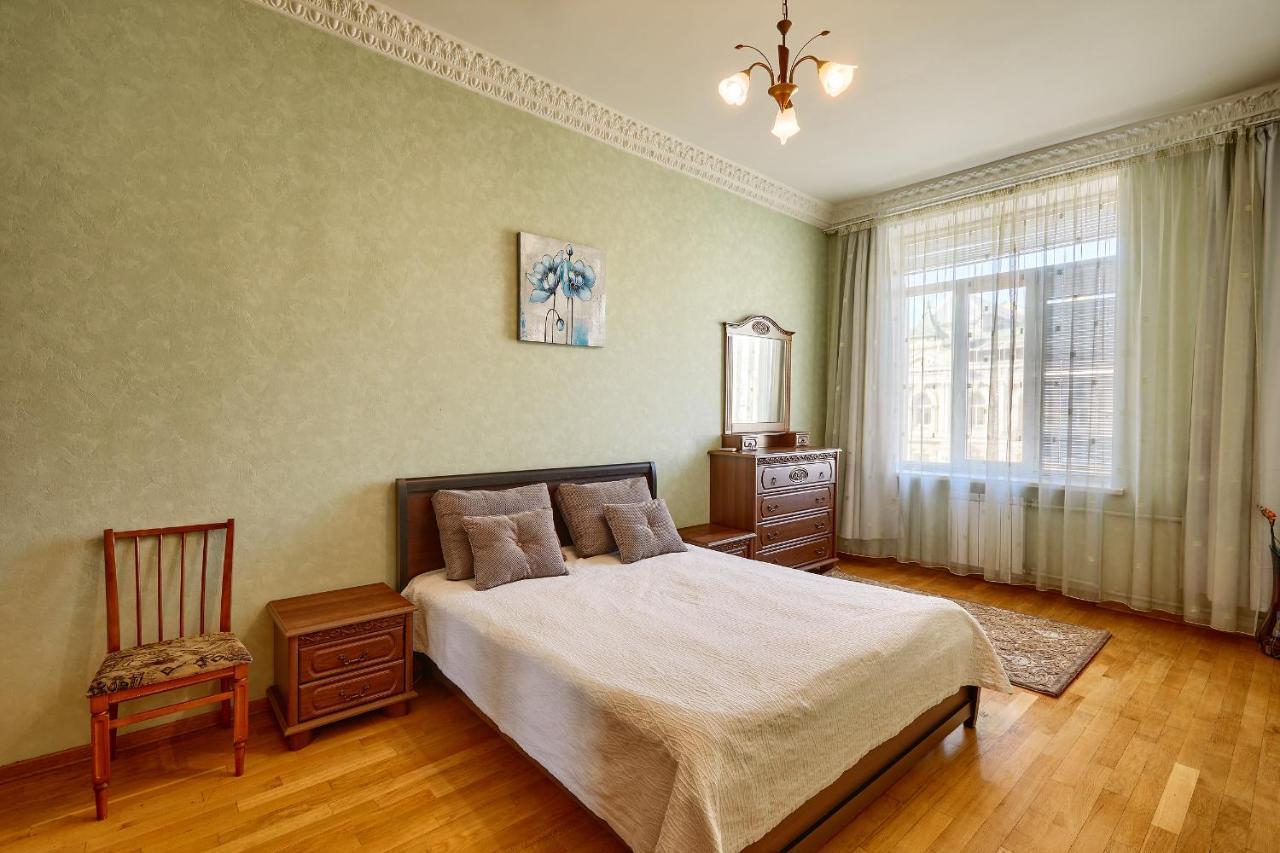 Apartment Near Lva Tolstoho Square كييف المظهر الخارجي الصورة