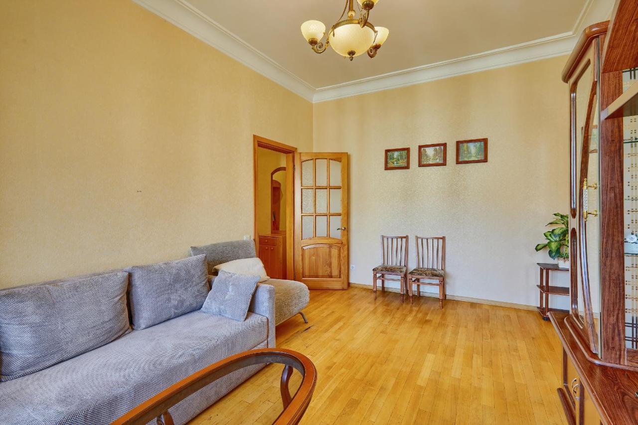 Apartment Near Lva Tolstoho Square كييف المظهر الخارجي الصورة